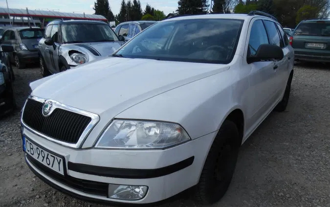 samochody osobowe Skoda Octavia cena 8100 przebieg: 237000, rok produkcji 2012 z Chociwel